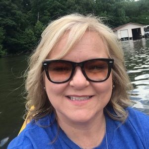 Meet your Posher, Tonya